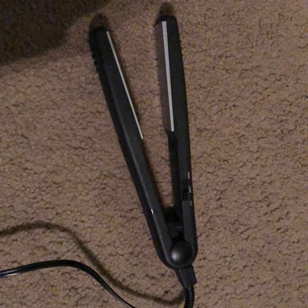 Revelon straightener